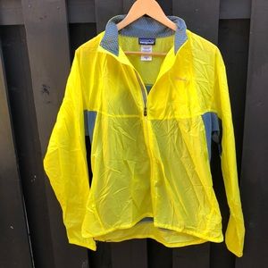 Patagonia lightweight full zip windbreaker